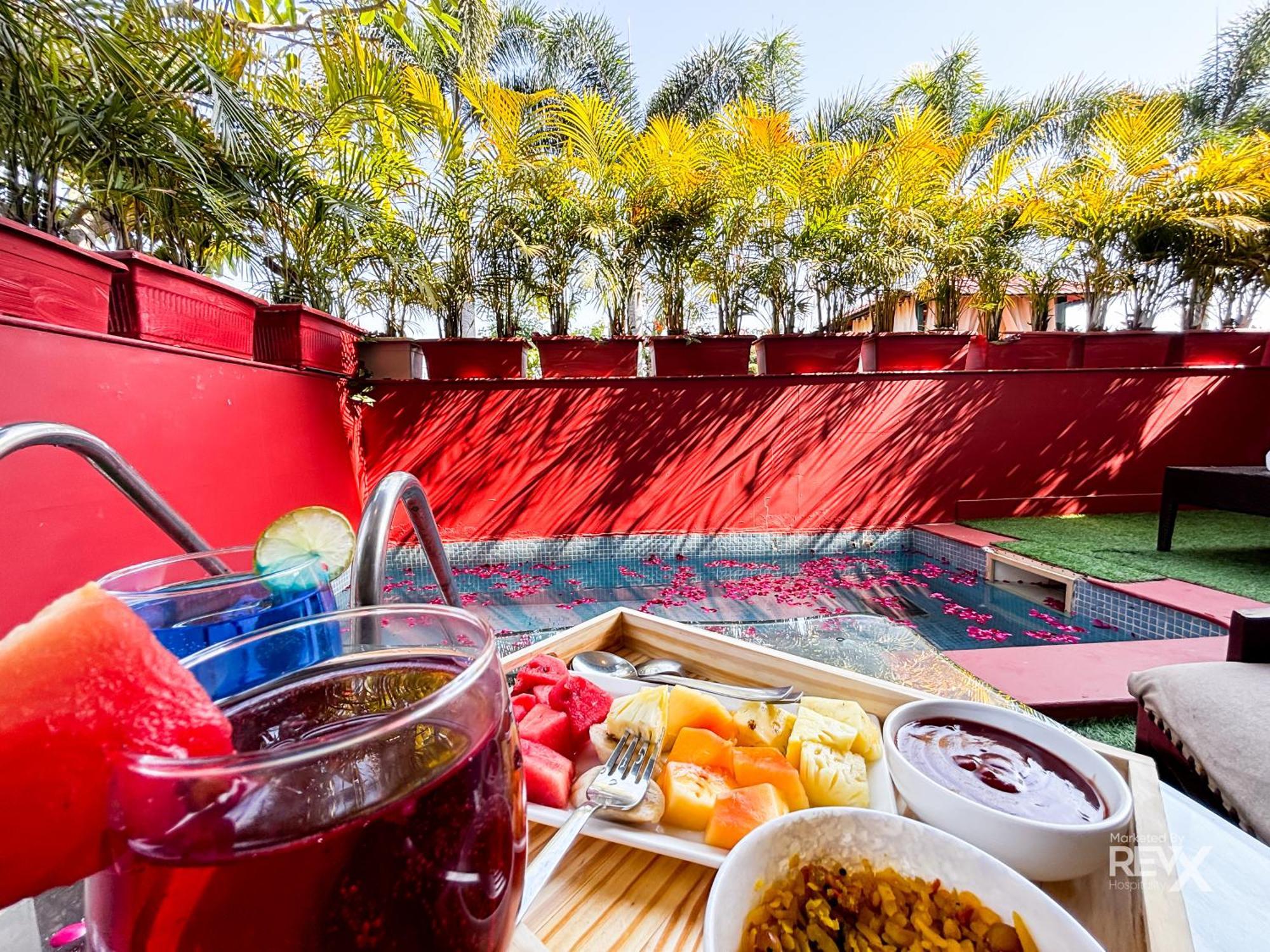 רישיקש The Neeraj River Forest Resort Ayurvedic Wellness Center מראה חיצוני תמונה