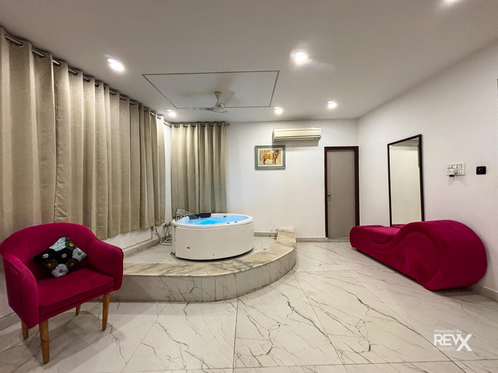 רישיקש The Neeraj River Forest Resort Ayurvedic Wellness Center מראה חיצוני תמונה